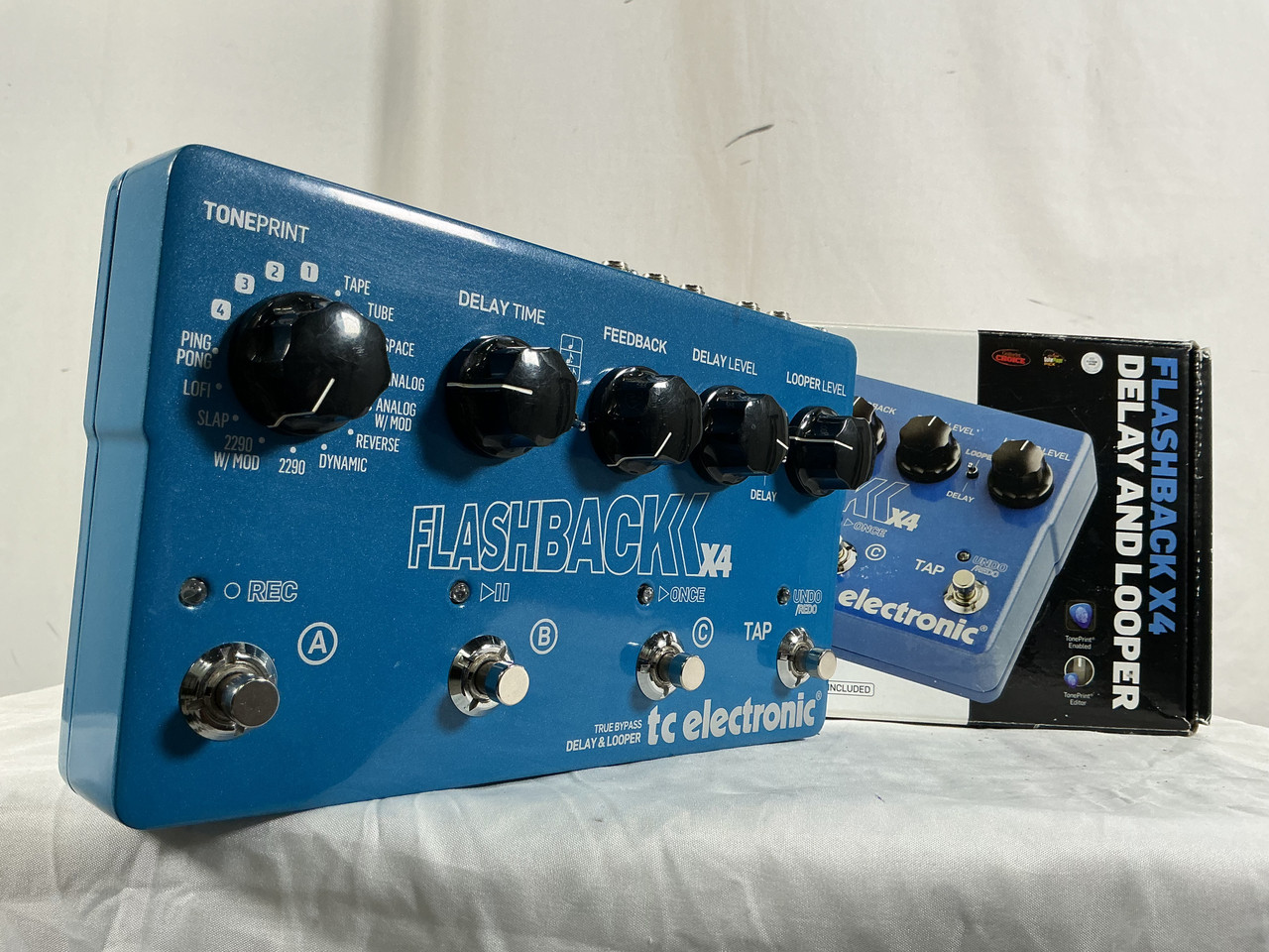 TC ELECTRONIC Flashback X4 Delay ルーパー tc electronic FLASHBACK