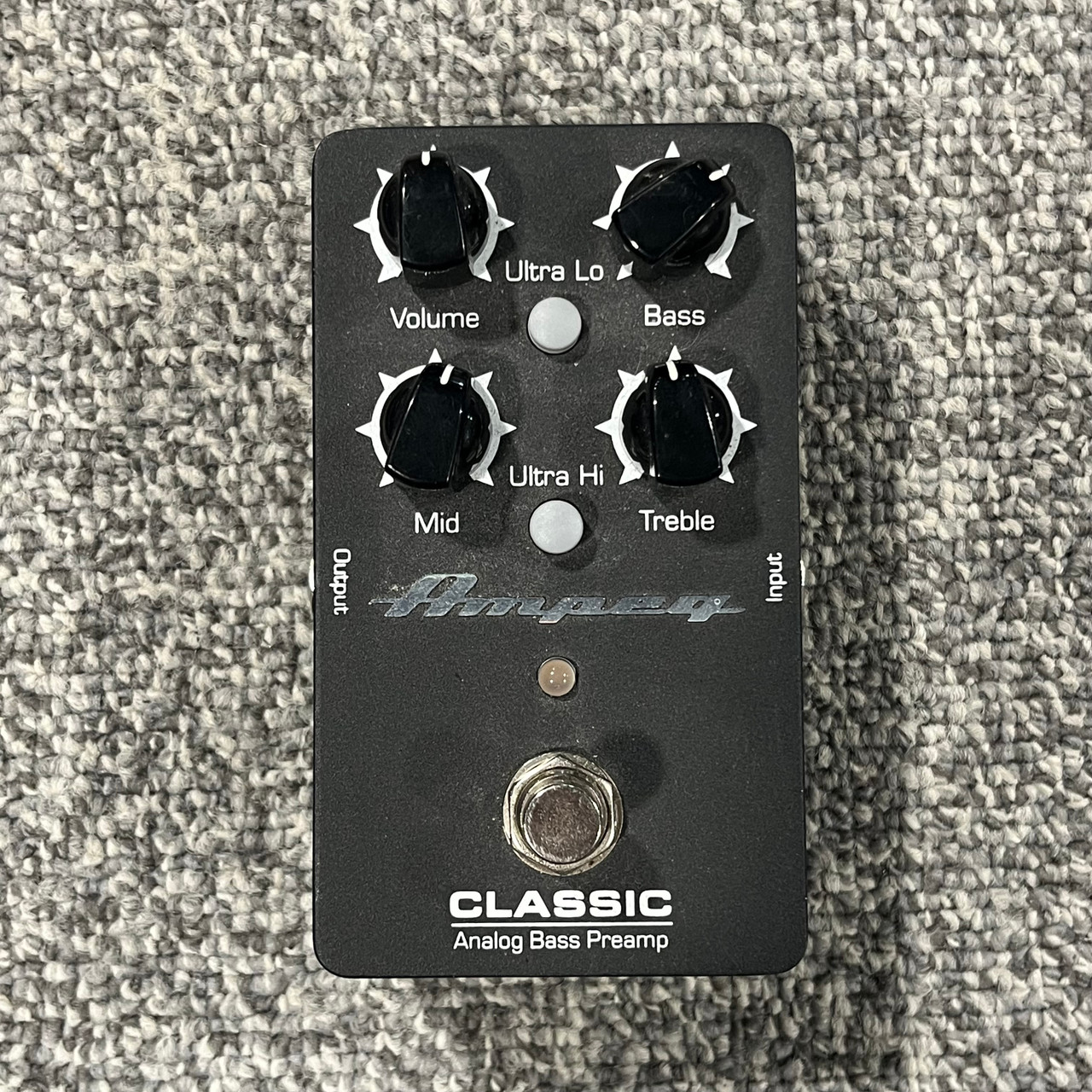 Used AMPEG CLASSIC ANALOG BASS PREAMP Bass Pedal