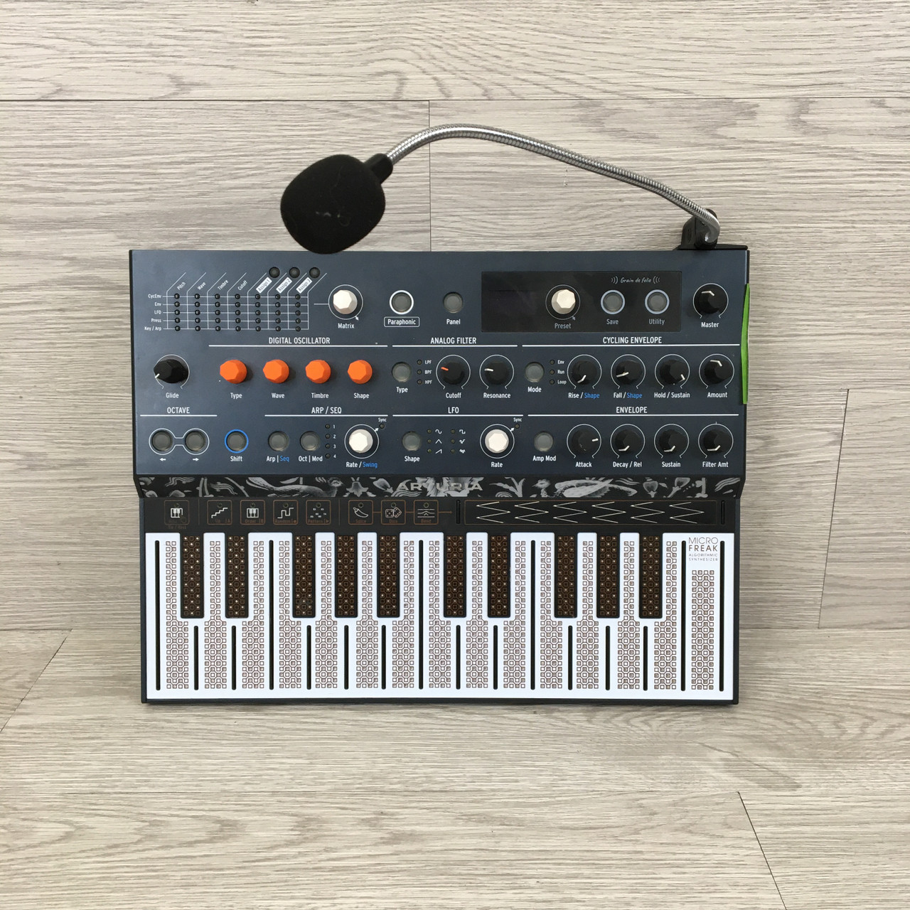 Used Arturia MICROFREAK 25-Key Synthesizer 25-Key