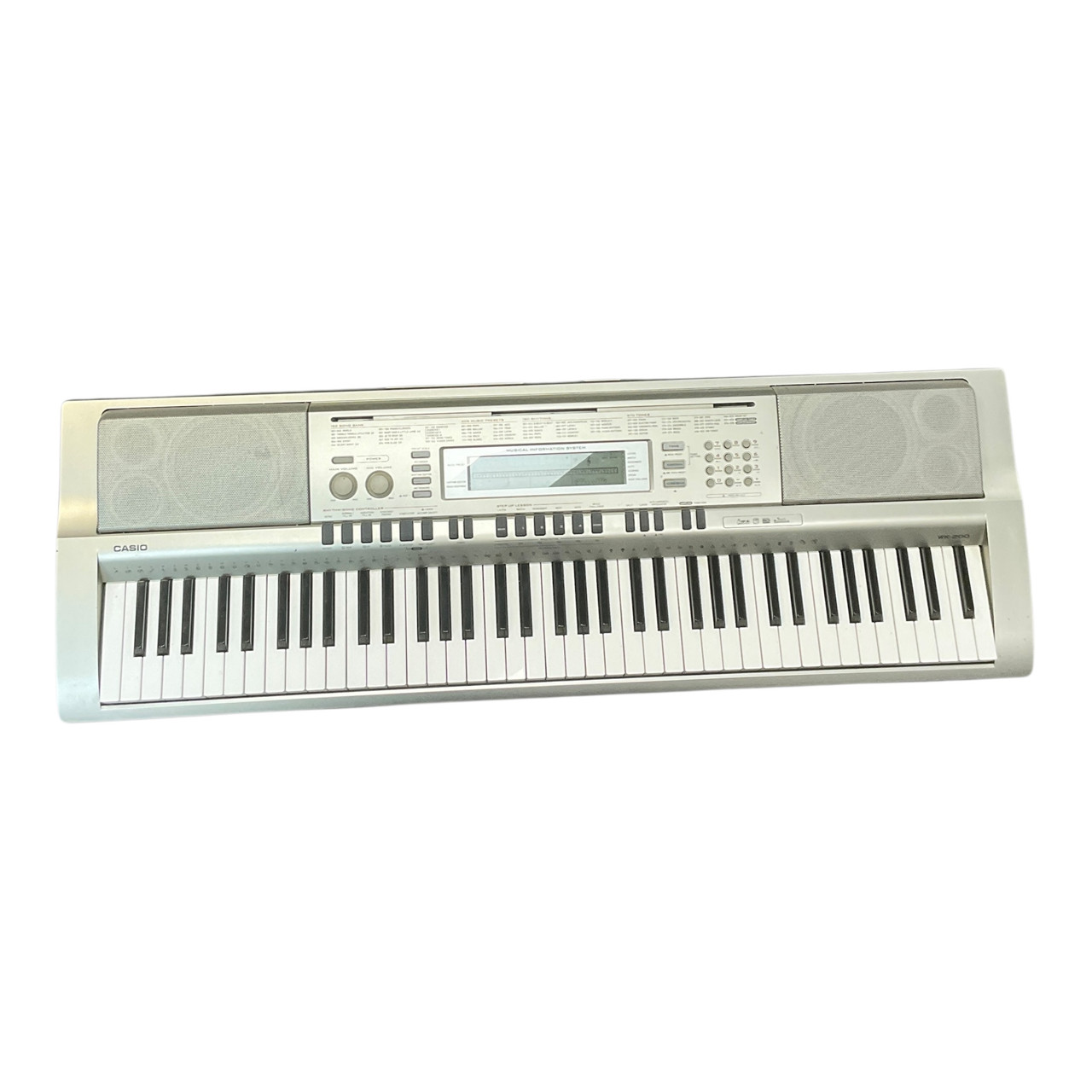 Used Casio WK-200 W/sustain Pedal 76-key Keyboard 76-key
