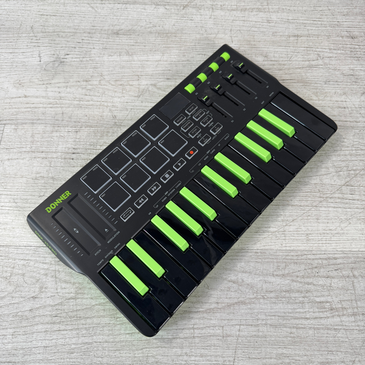 Used Donner DMK25 Pro - USB MIDI Keyboard Controller - 25-key
