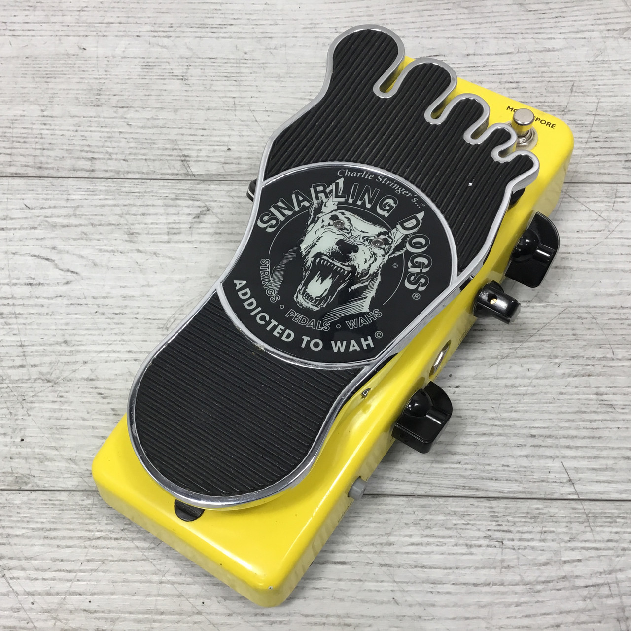 AR×Moon sporeling pup Used Snarling Dogs MOLD SPORE WAH AND RING MODULATOR Floorboard Effect