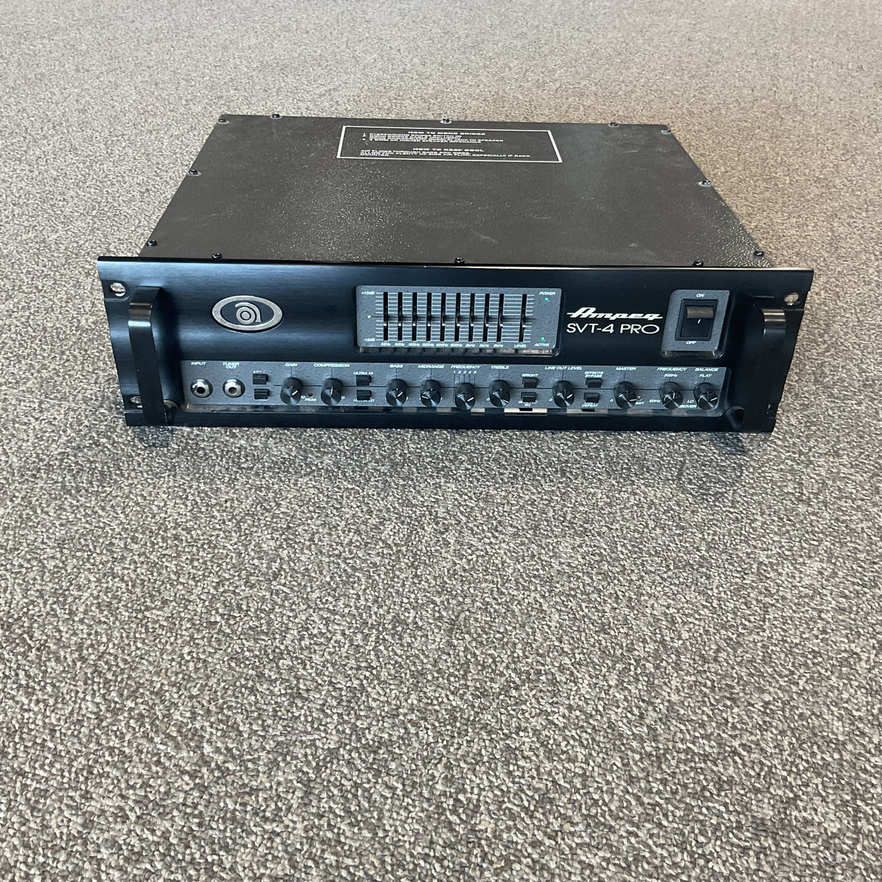 Used AMPEG SVT-4 PRO Bass Amplifier