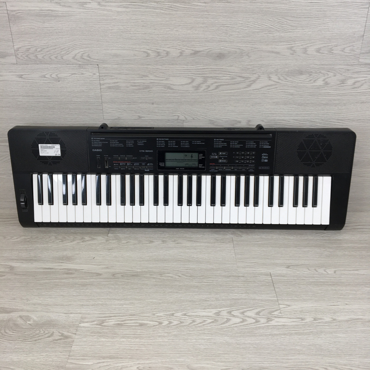 Used Casio CTK-3200 61-Key Keyboard 61-Key