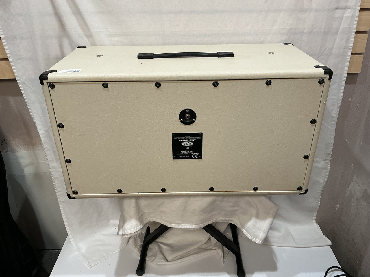 Used EVH 5150 III 2X12 2 x 12 Guitar Speaker Cabinet 2 x 12