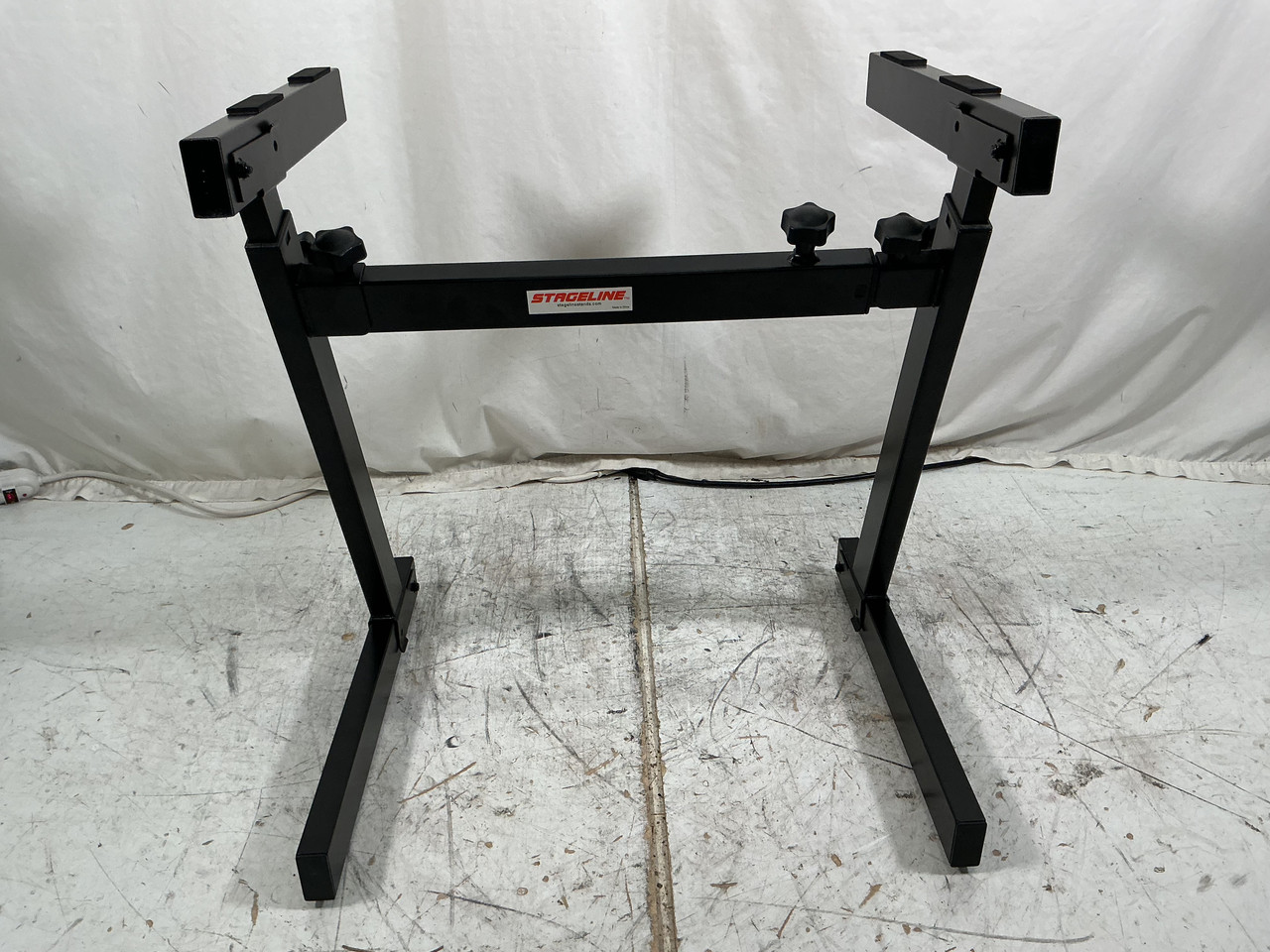 Used Stageline HEAVY DUTY Z STAND Single Keyboard Stand