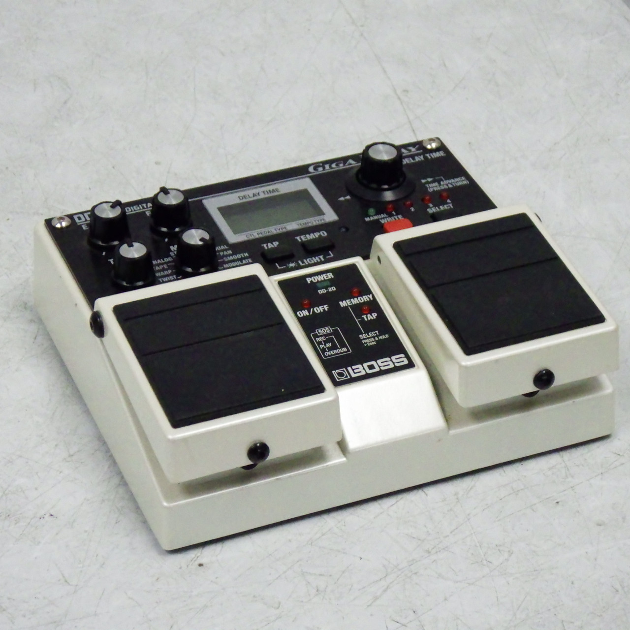 Used Boss DD-20 GIGA DELAY Delay Pedal