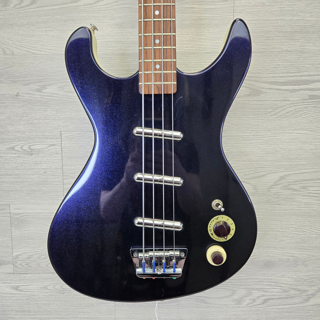 Used Danelectro HODAD BASS Bass Guitar Purple 4-String