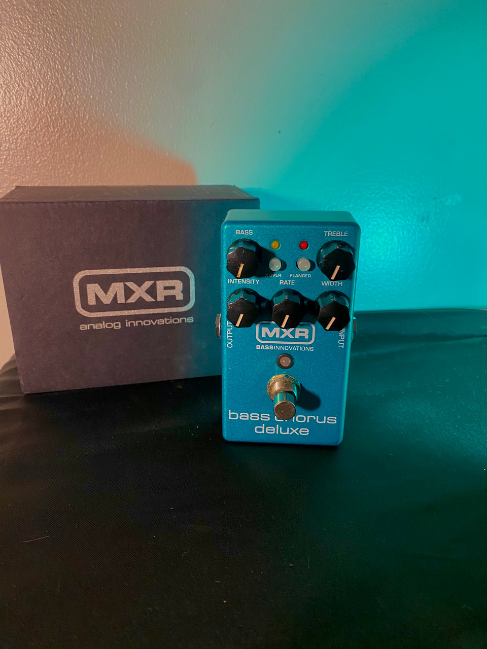Used MXR M83 BASS CHORUS DELUXE Chorus Pedal