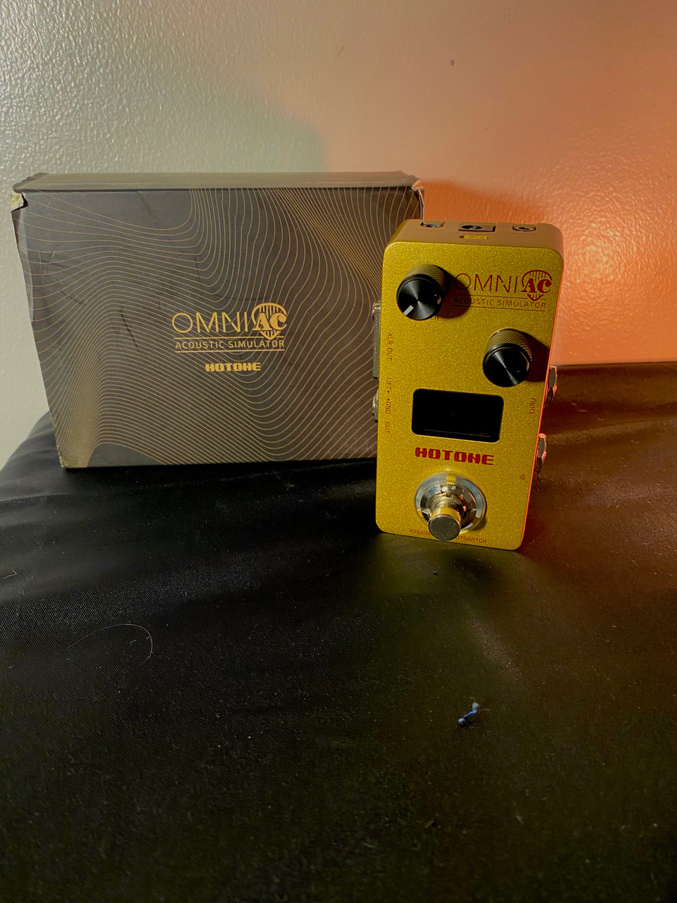 Used Hotone OMNI AC ACOUSTIC SIM Synthesizer Pedal