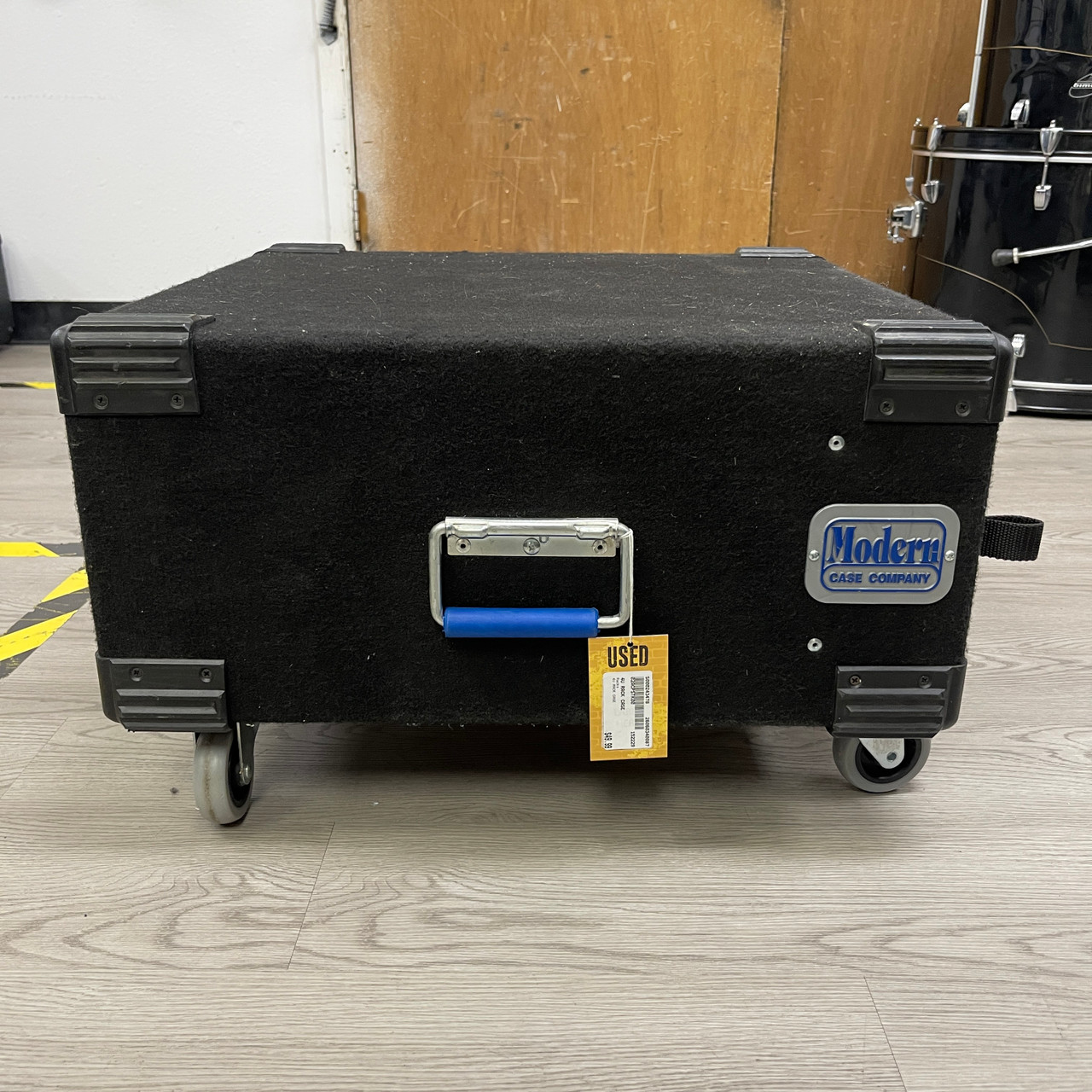 Used 4U RACK CASE 1-4 Space Rack