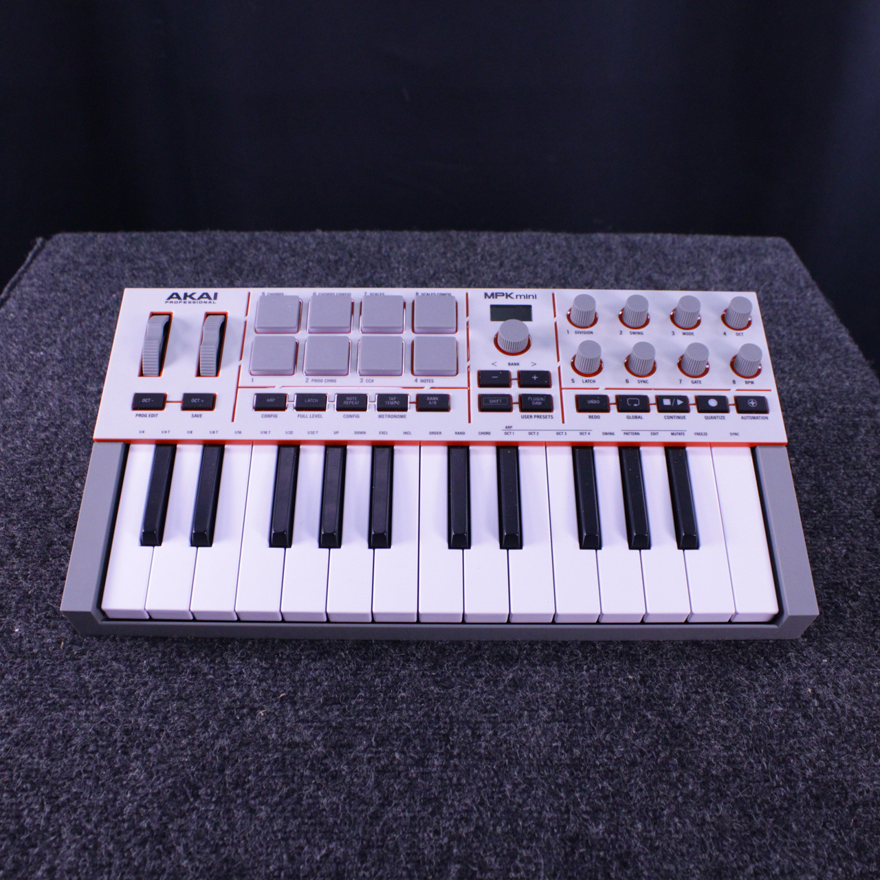 Used Akai MPK MINI IV 25-Key Controller 25-Key