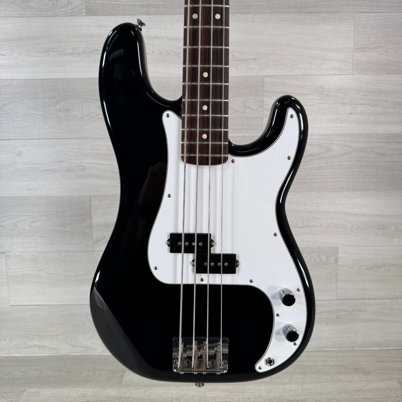 Fender Precision Bass ブラック ギグバッグ付き Used Fender Vintage 1979 Precision Bass - Black - Gig Bag Included