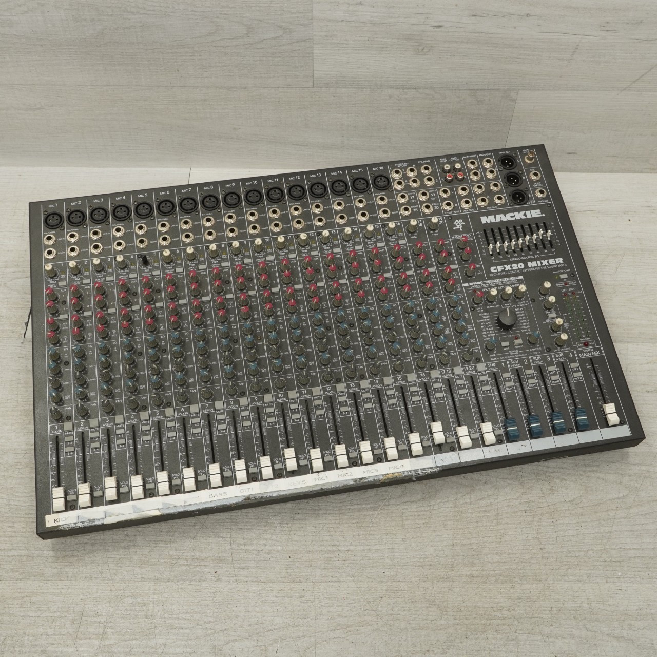 Used Mackie CFX20 Mixing Console