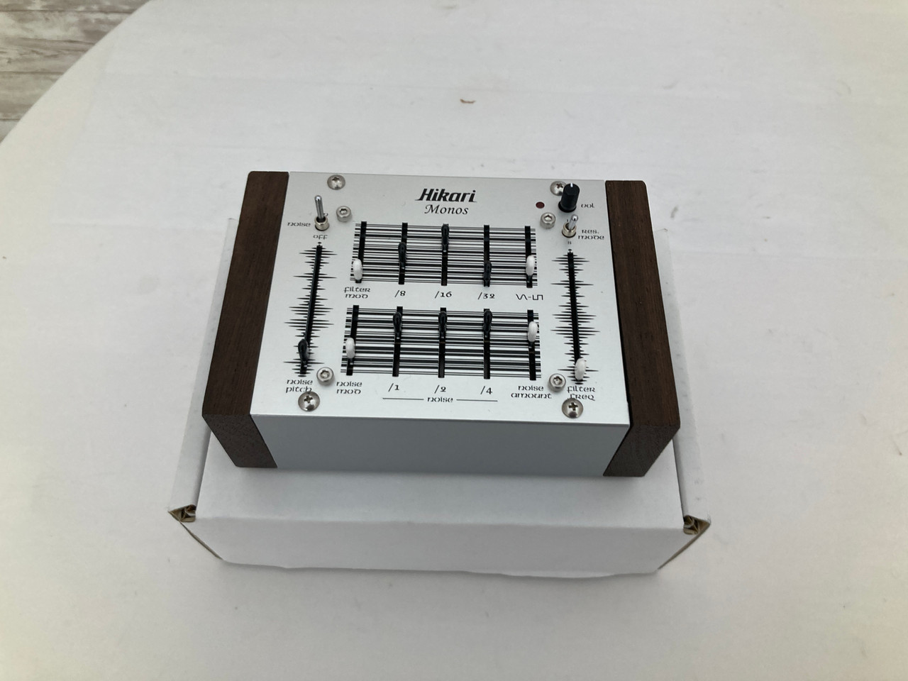 Hikari instruments Monos 0 Hikari Instruments MONOS CV ユーロ