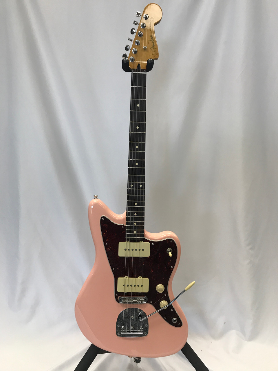 Used Fender JAZZMASTER PLAYER II Electric Guitar Pink 6-String
