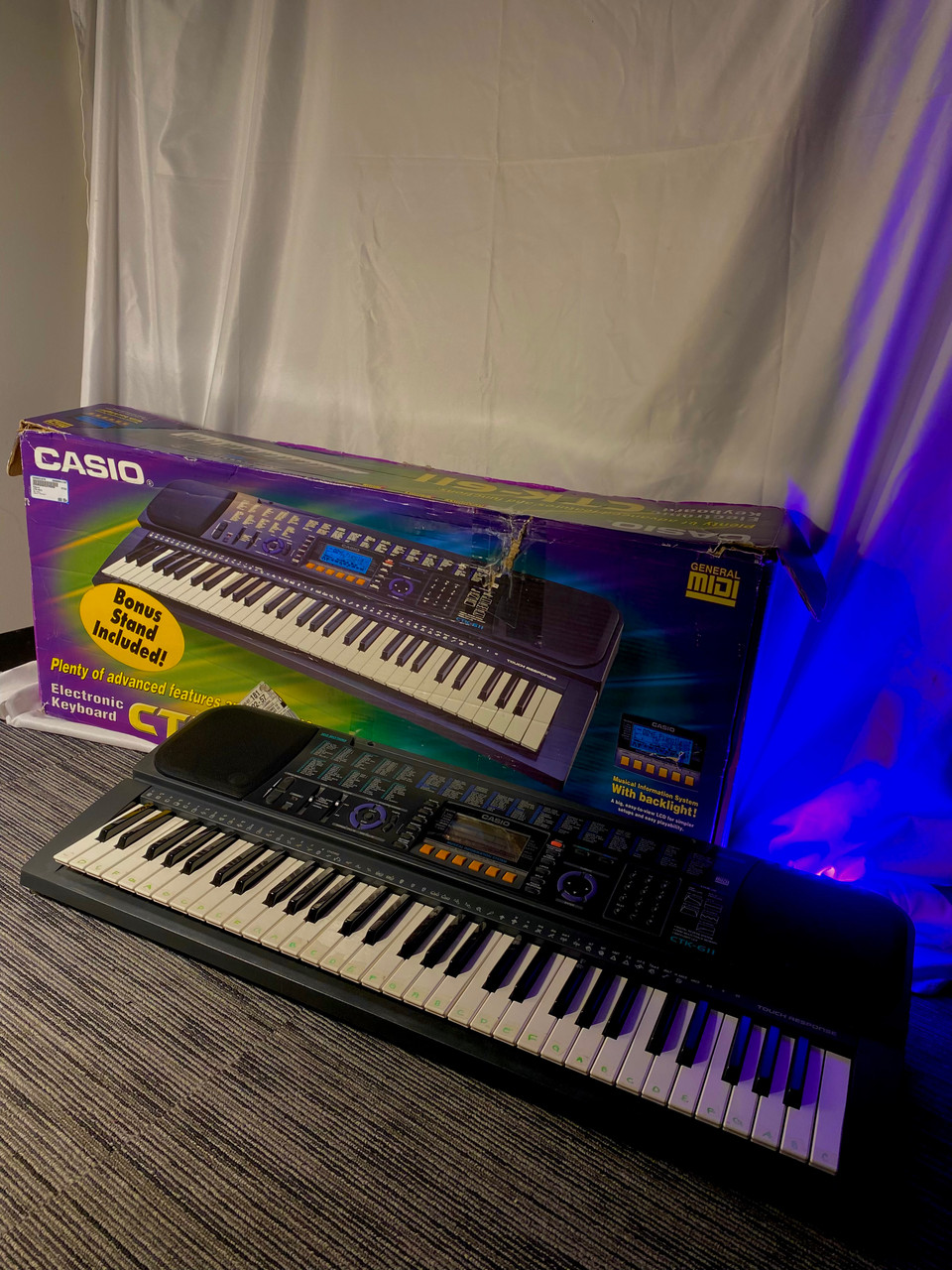 Used Casio CTK-611 61-Key Keyboard 61-Key
