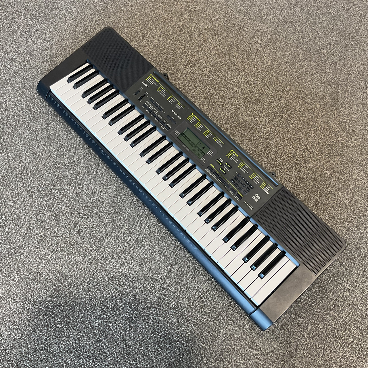 Used CASIO CTK-2080 Keyboard
