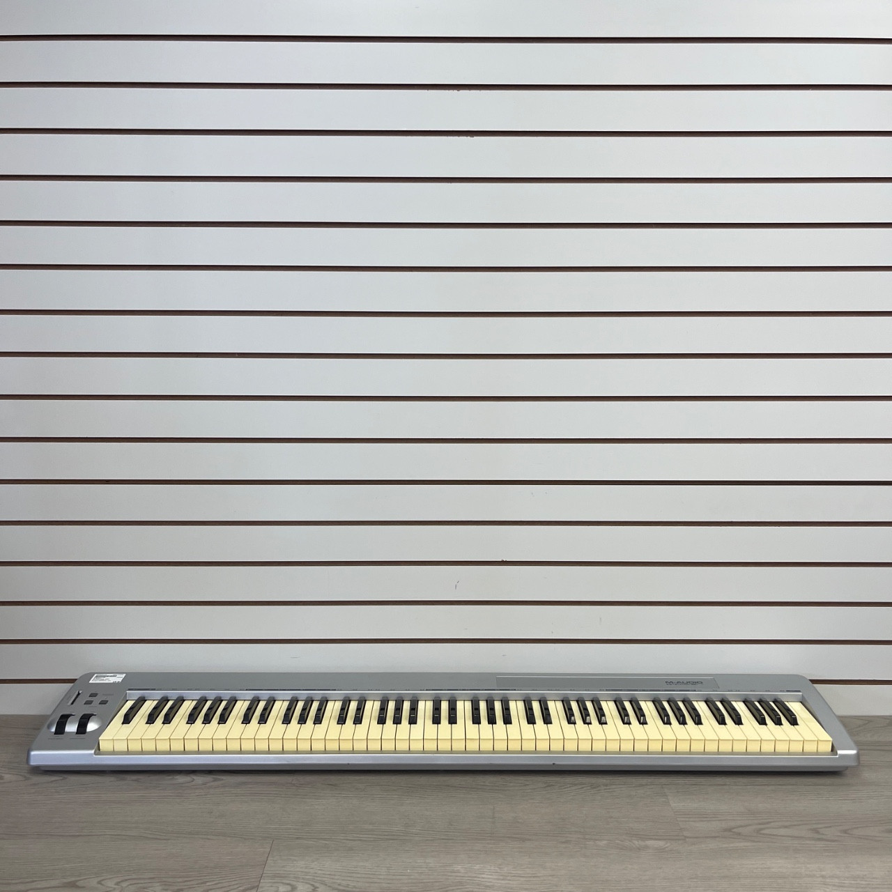 Used M-Audio KEYSTATION 88ES 88-Key Controller 88-key