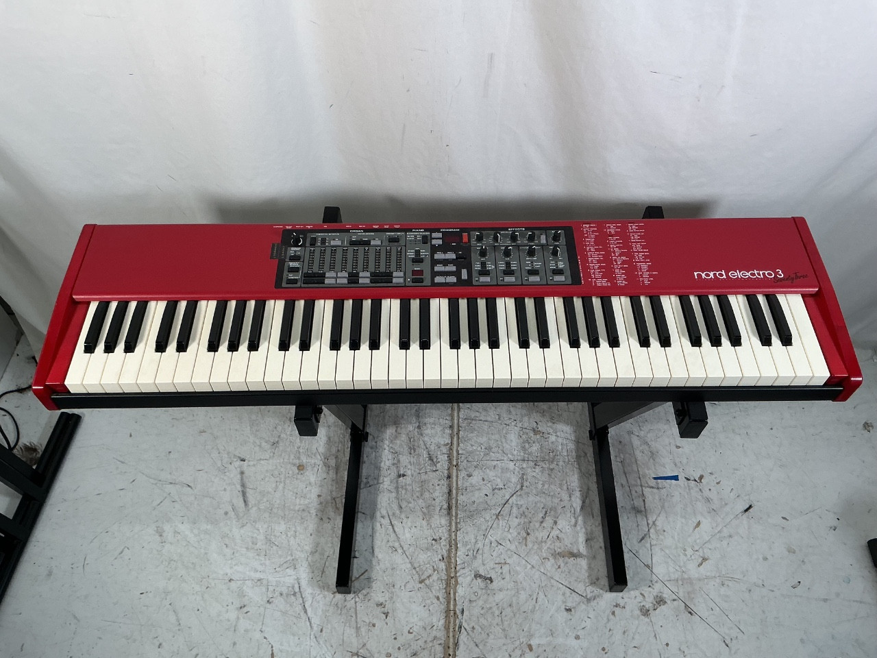 Used Nord ELECTRO 3 SEVENTY THREE 73-Key Keyboard 73-key