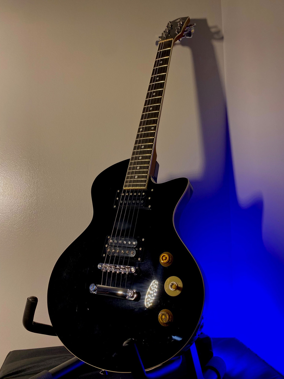 Used Donner DSC-128 LP STYLE LP Type Electric Guitar Black 6-String