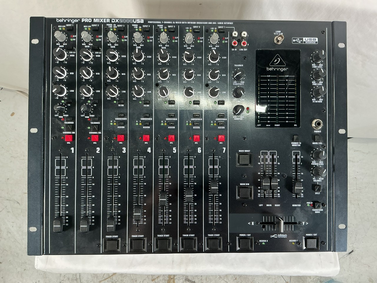 Used Behringer PRO MIXER DX2000USB Mixing Console