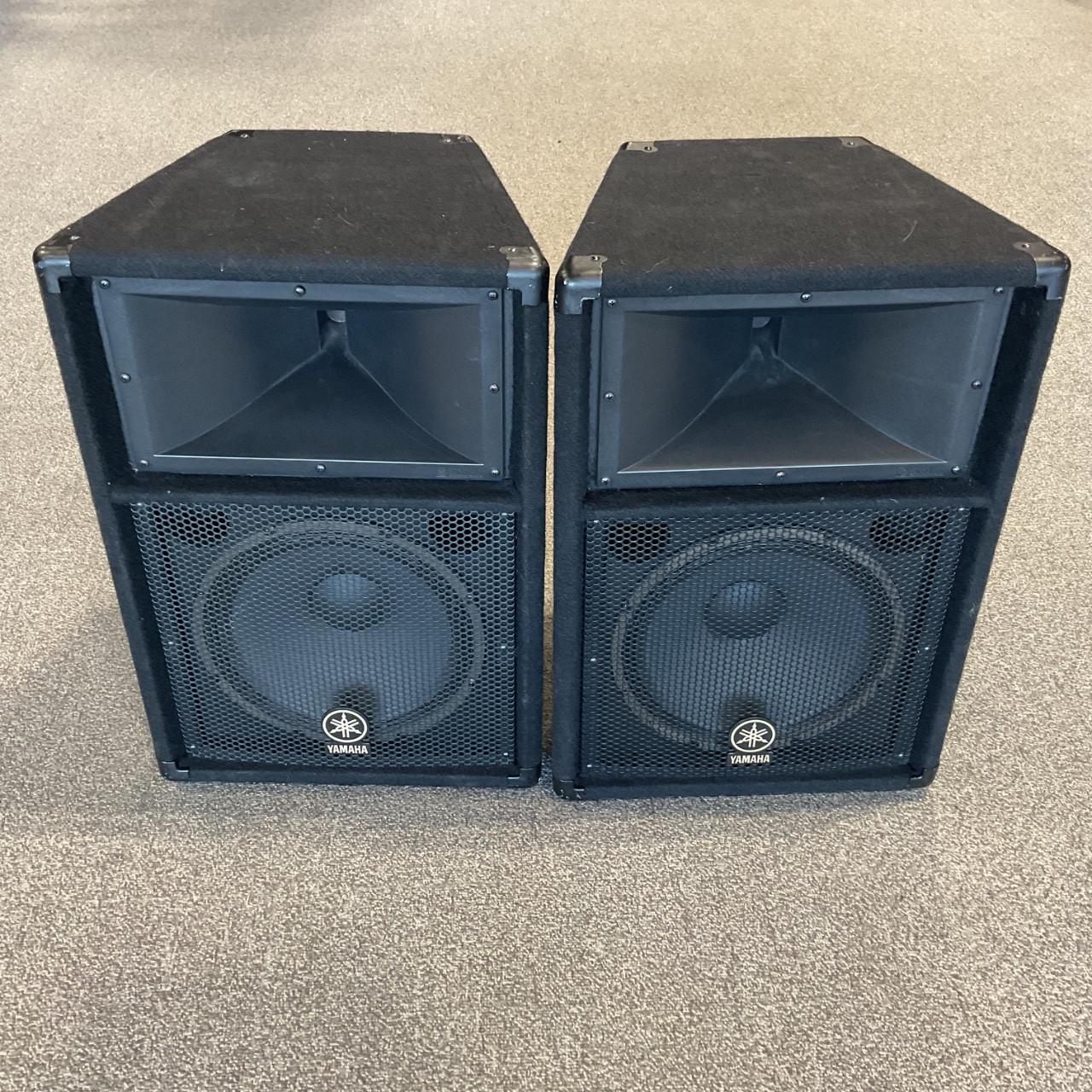 Used YAMAHA S112V PAIR Passive Full Range Speakers