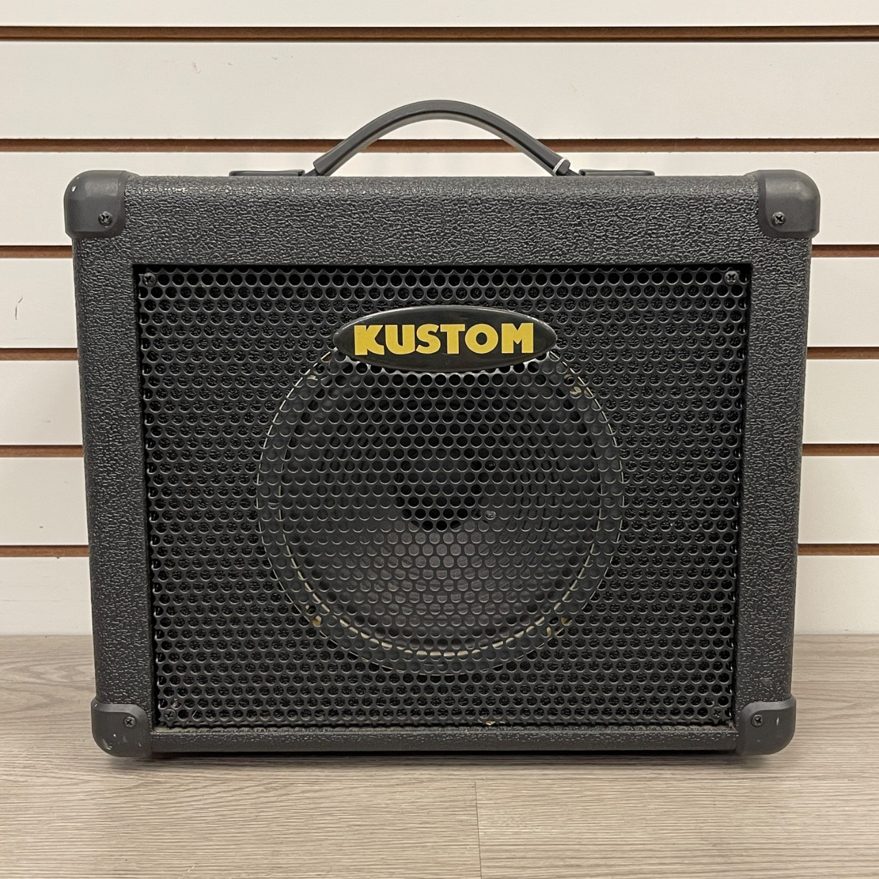 Used Kustom KBA-16 Bass Combo Amplifier Other