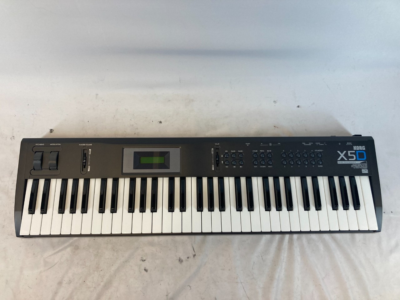 ジャンク　KORG X5D Used Korg X5D Synthesizer