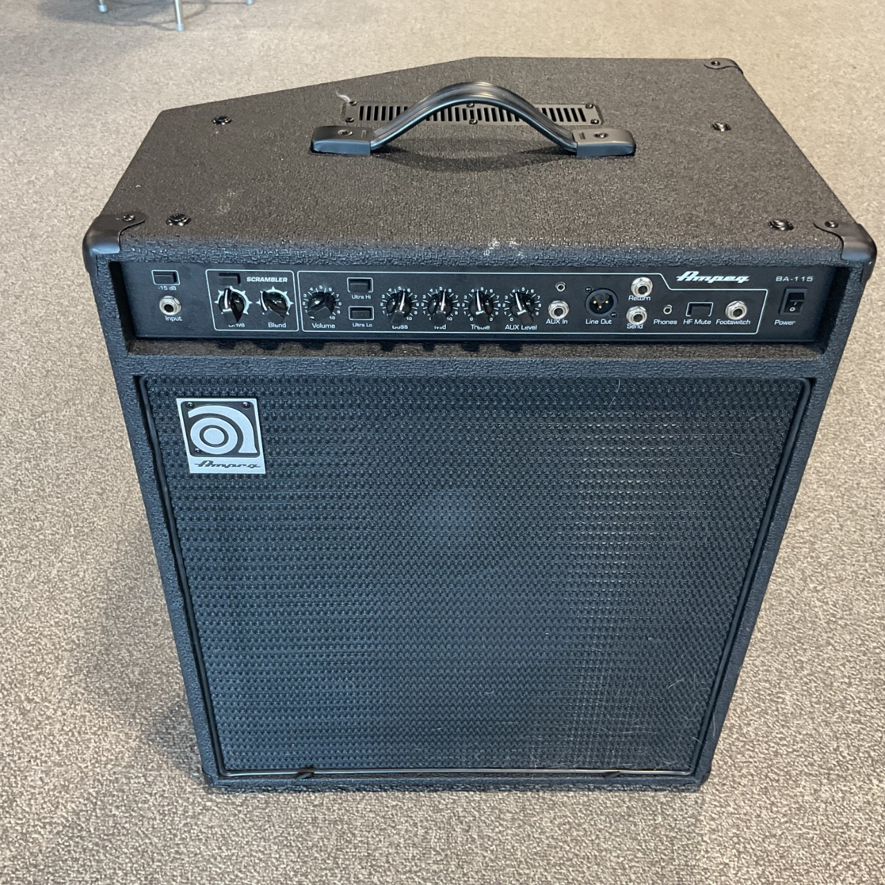ベース ampeg ba-115 Used AMPEG BA-115 1 x 15 Amplifier