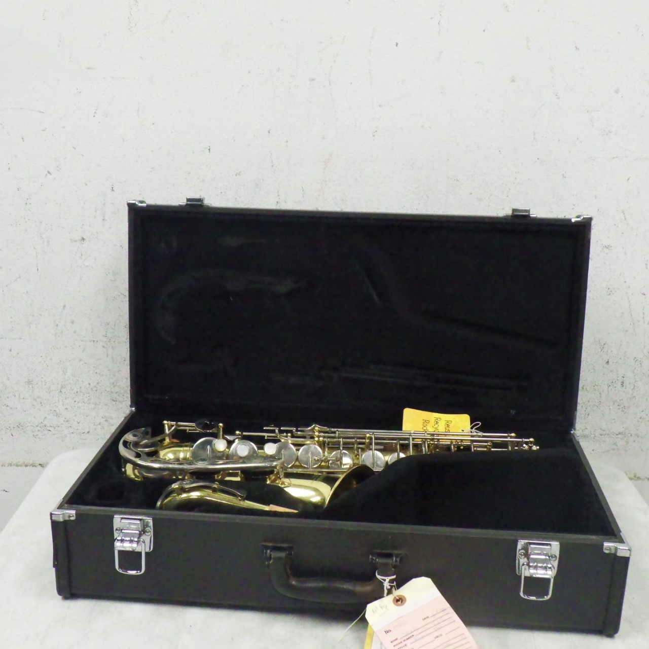 Used Yamaha YAS-23 ALTO SAXOPHONE Alto Saxophone
