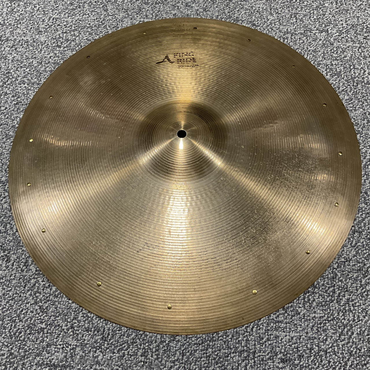 Used ZILDJIAN A 20 INCH PING RIDE with RIVETS Ride Cymbal