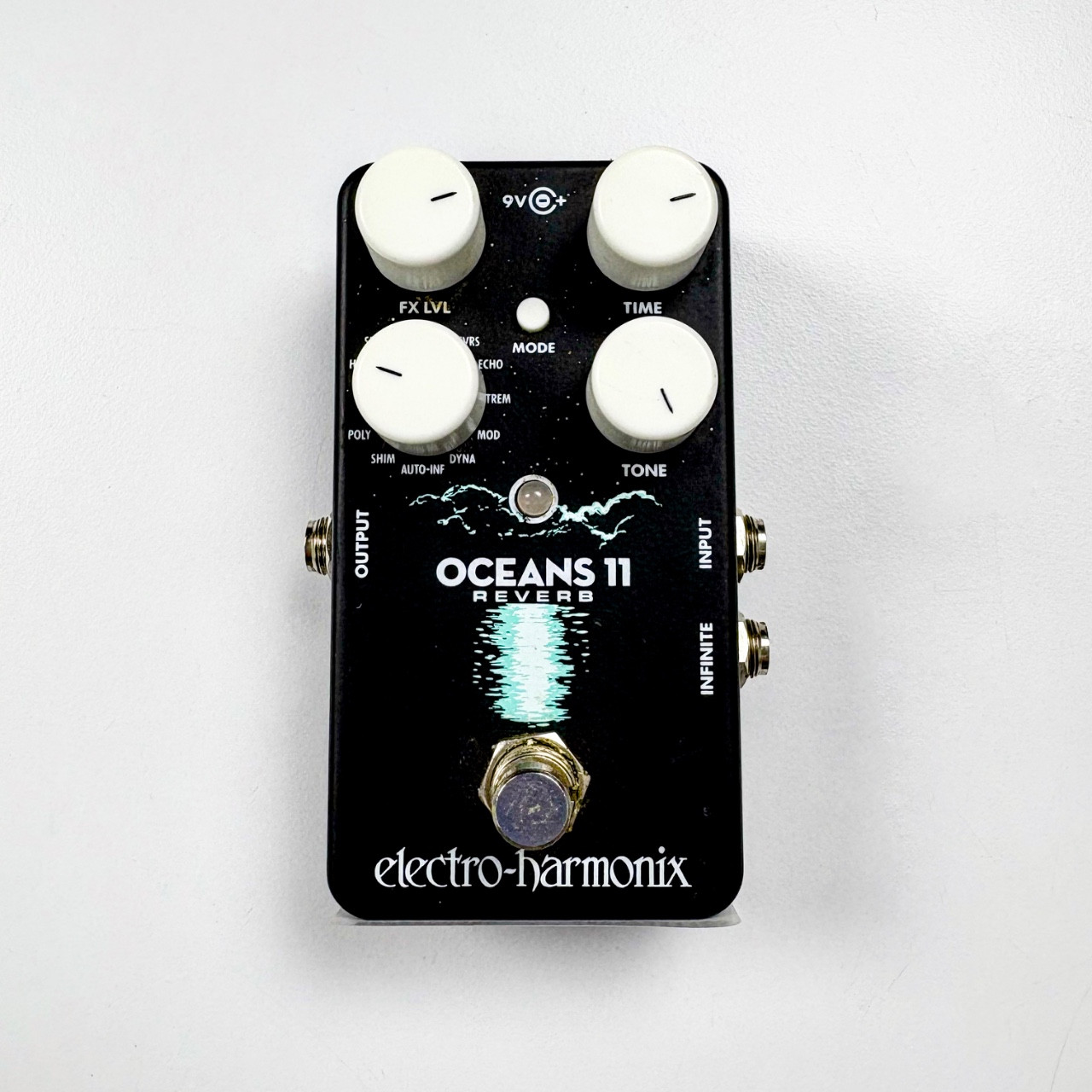 Used Electro Harmonix Oceans 11 Reverb Pedal