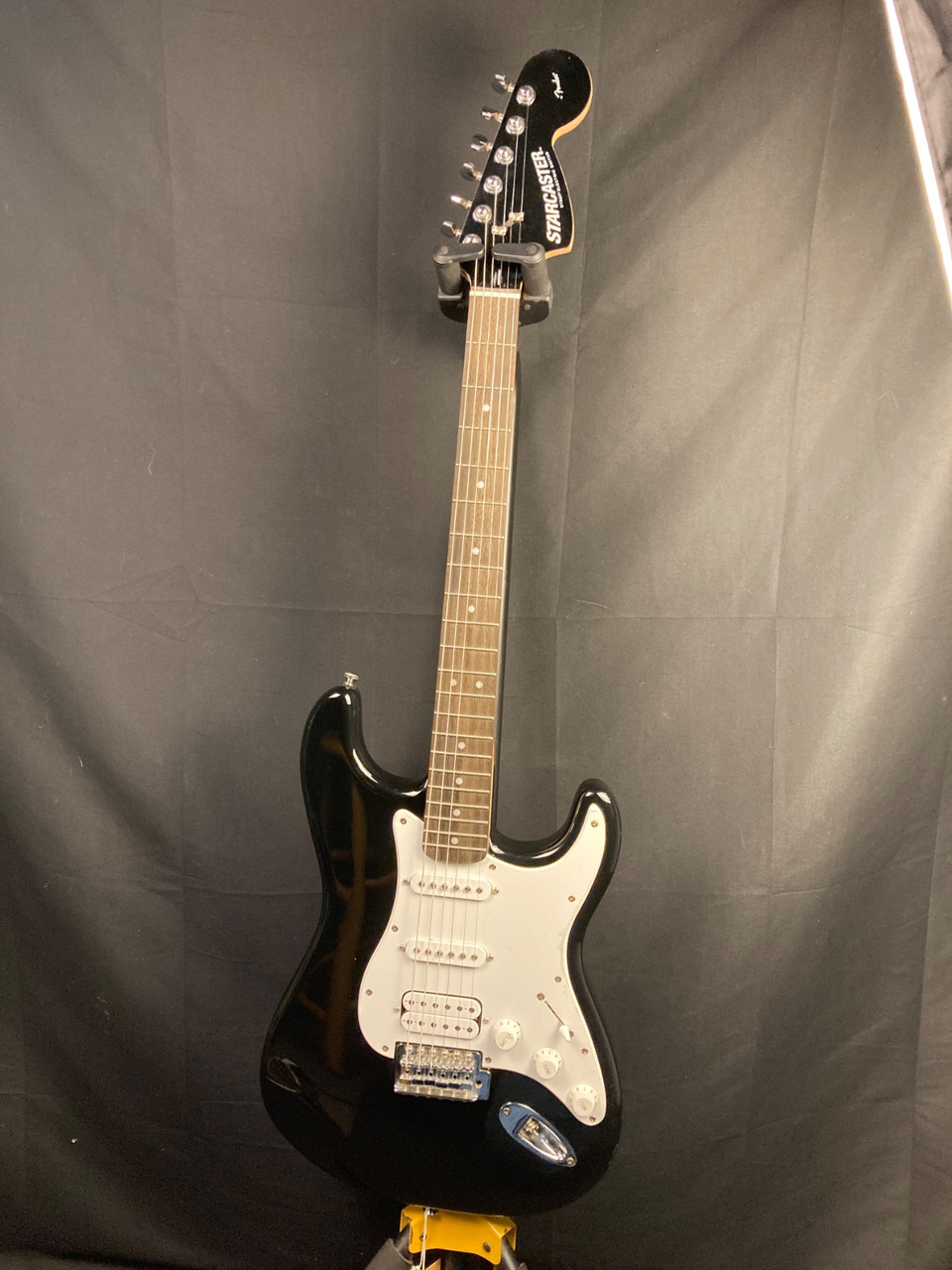 Used Starcaster STARCASTER S Type Electric Guitar Black 6-String