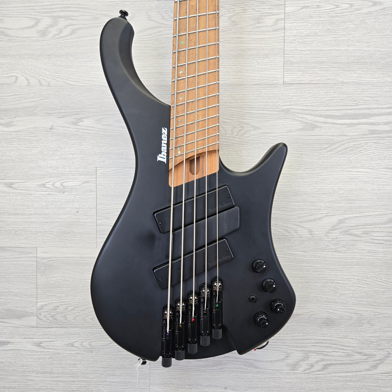 Used Ibanez EHB1005MS 5-STRING BASS Modern Metal Bass Guitar Black