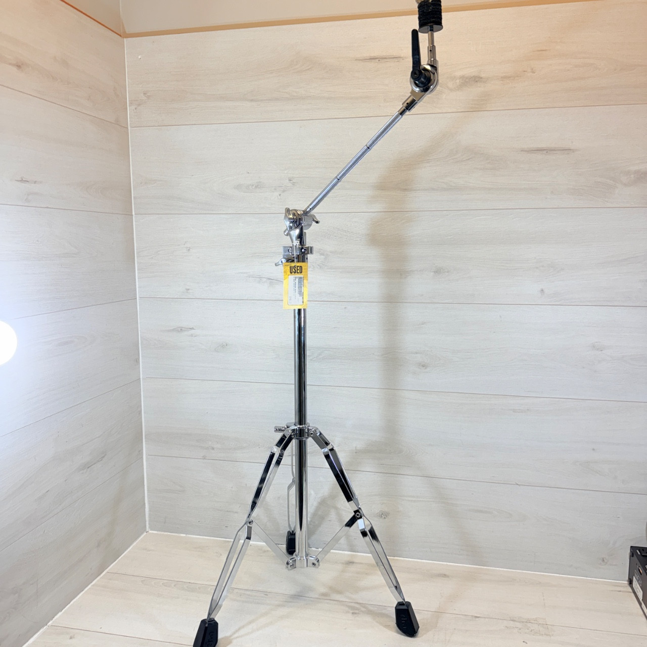 Used DW 9000 SERIES BOOM STAND Boom Stand