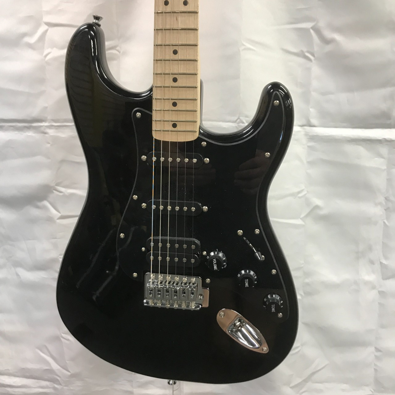 Used Squier BULLET STRAT HSS S Type Electric Guitar Black 6-String