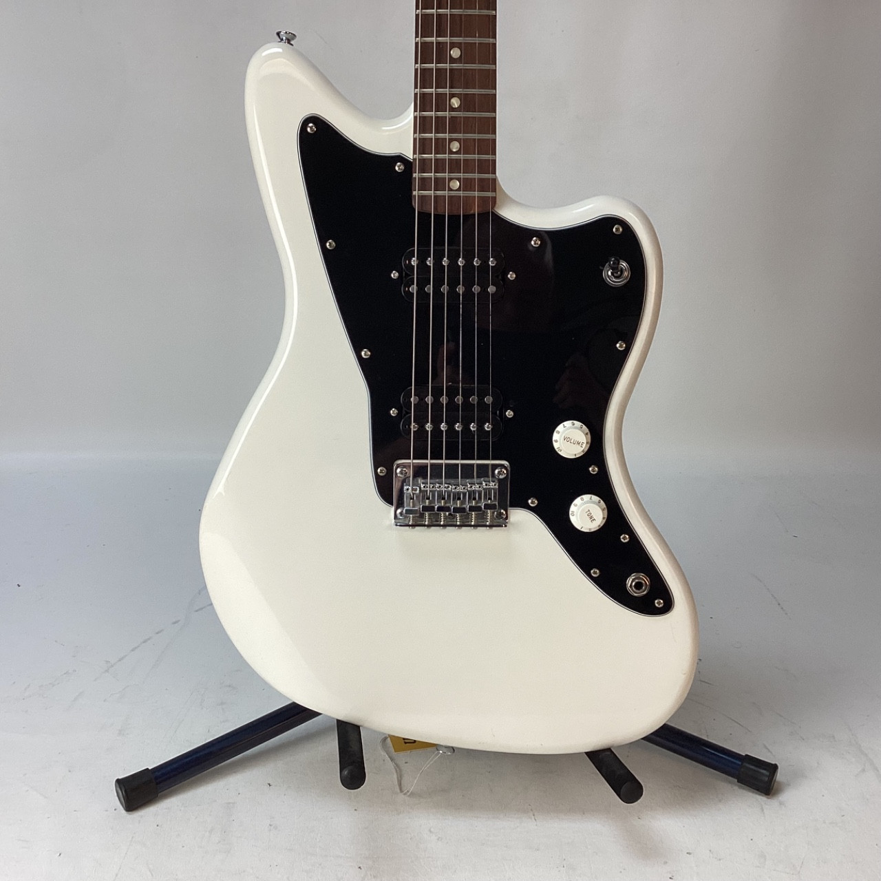 Used Squier AFFINITY JAZZMASTER Electric Guitar White 6-String