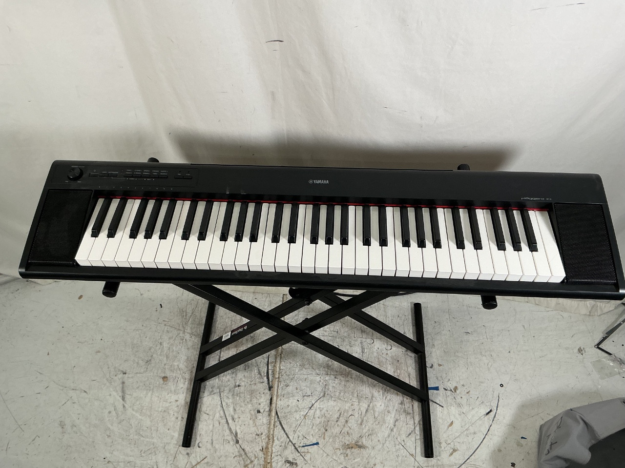 Used Yamaha PIAGGERO NP-12 61-Key Keyboard 61-Key