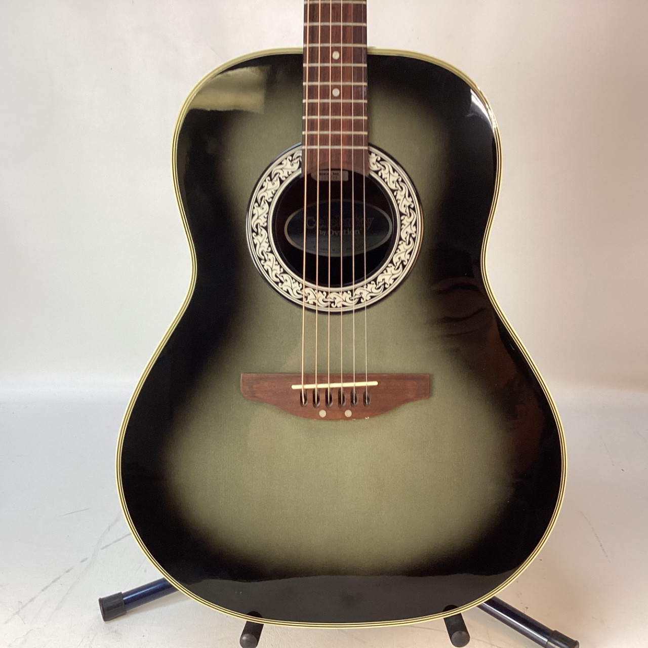 Used Ovation CELEBRITY CC11 Laminate Top Acoustic Guitar Silver Burst