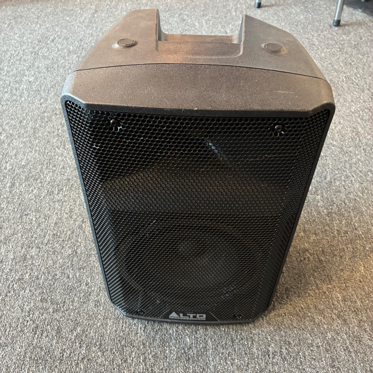 Used Alto TX208 Powered Full Range Speaker Cabinet