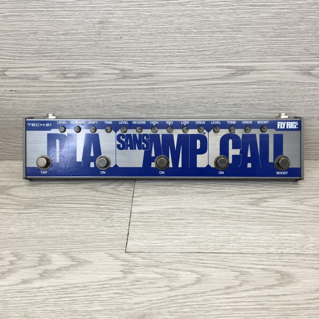Used Tech 21 SANSAMP CALI FLY RIG 5 Multi-FX Pedal