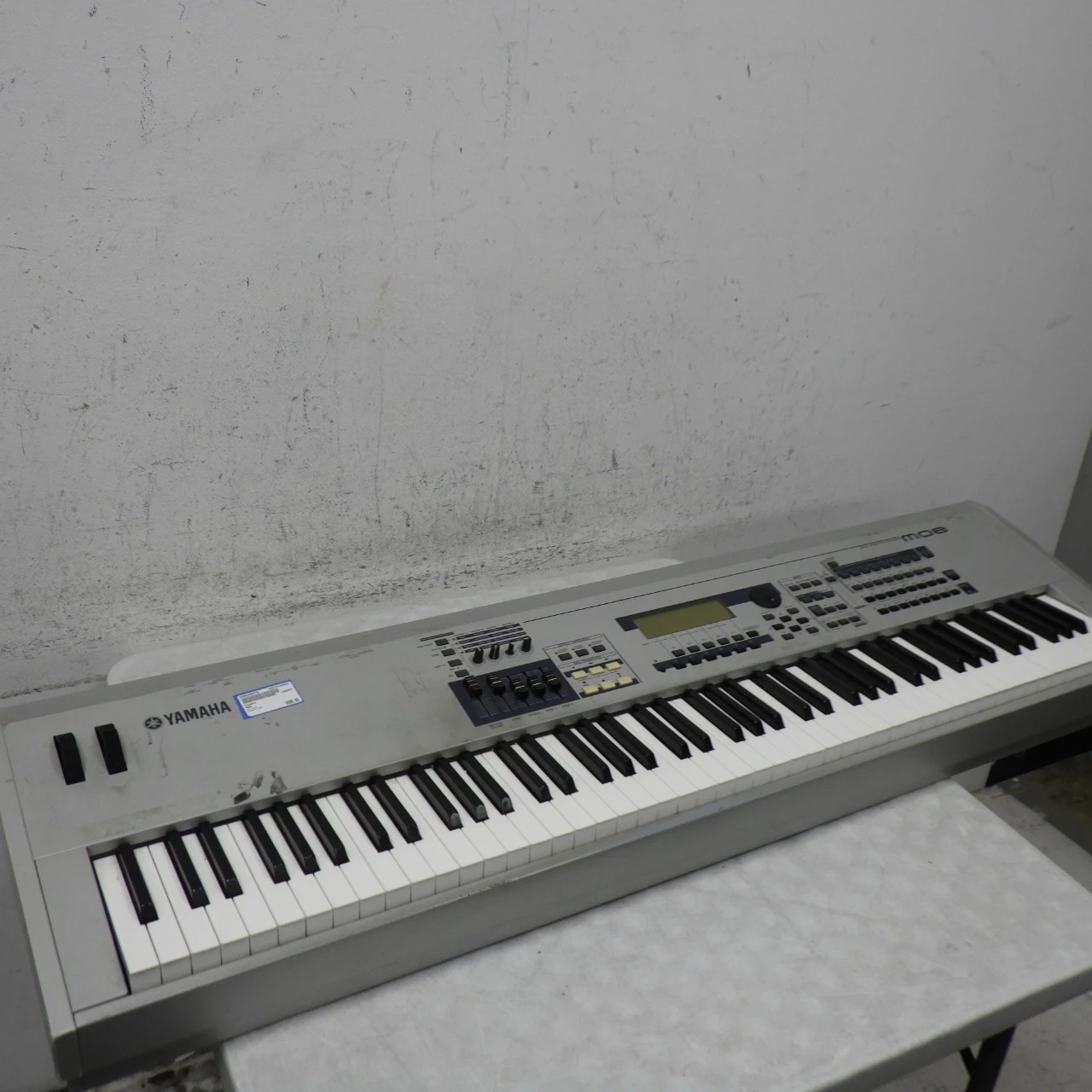 【美品】 YAMAHA MO8 シンセサイザー Used Yamaha MO8 Vintage 88-Key Synthesizer 88-key