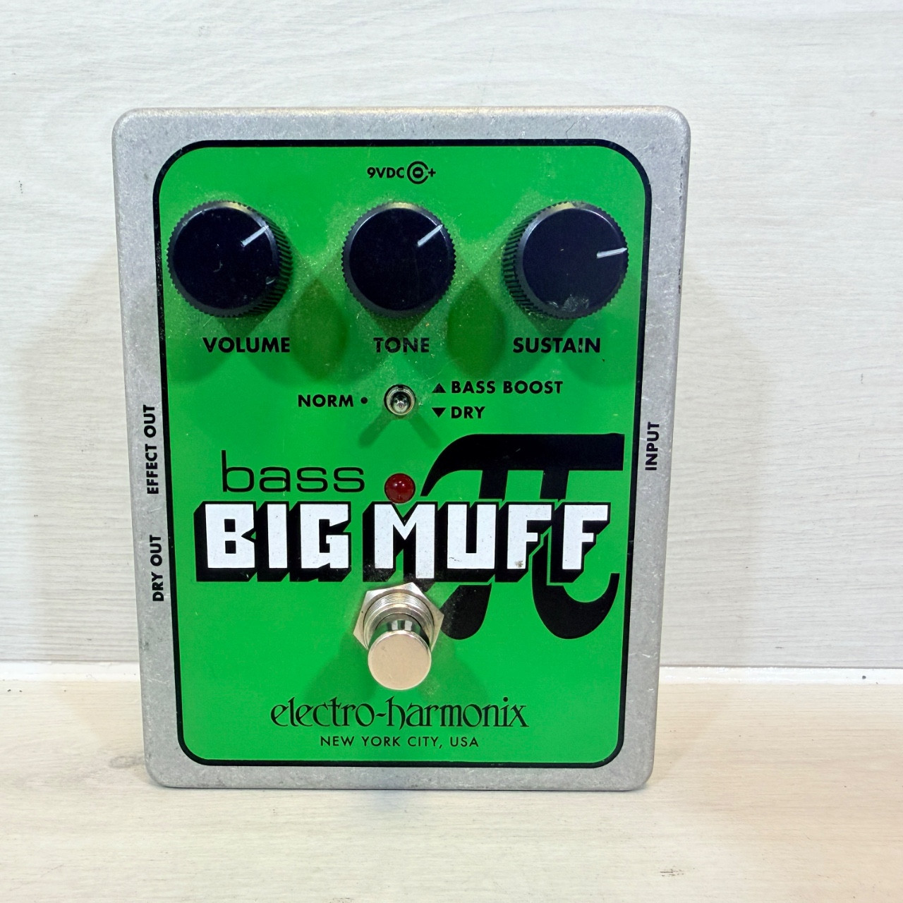 Used Electro Harmonix (E/H) BASS BIG MUFF Fuzz Pedal
