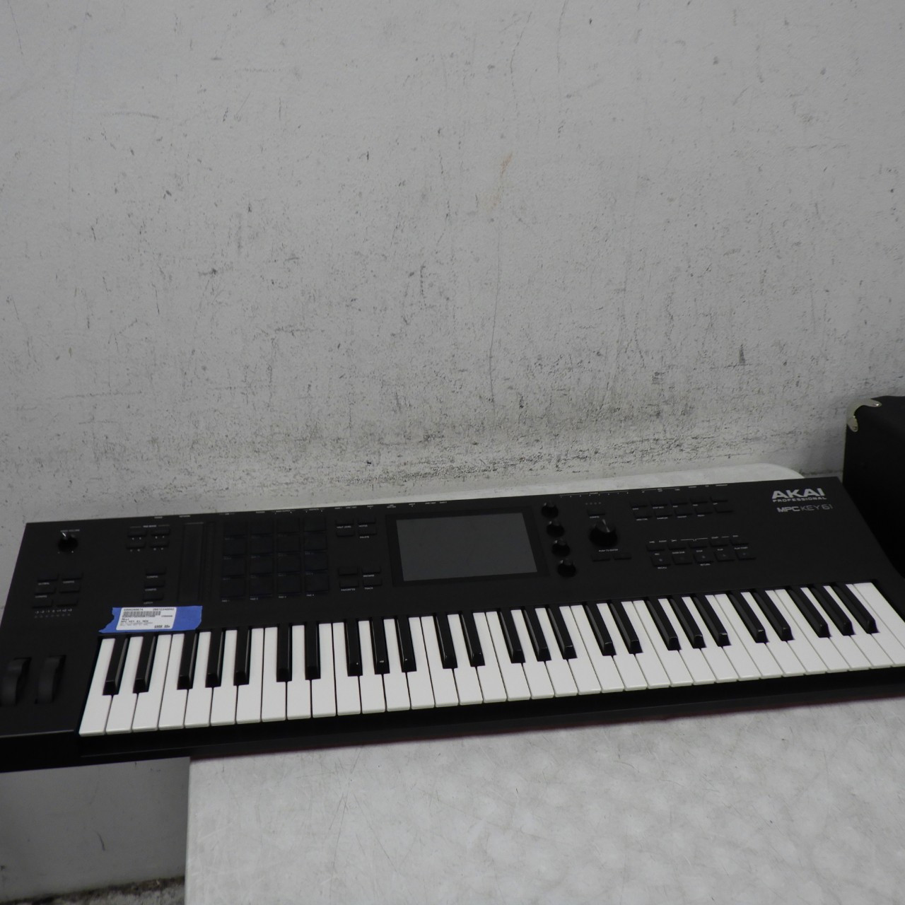 MPC KEY61 ワークステーションシンセサイザーサンプラー