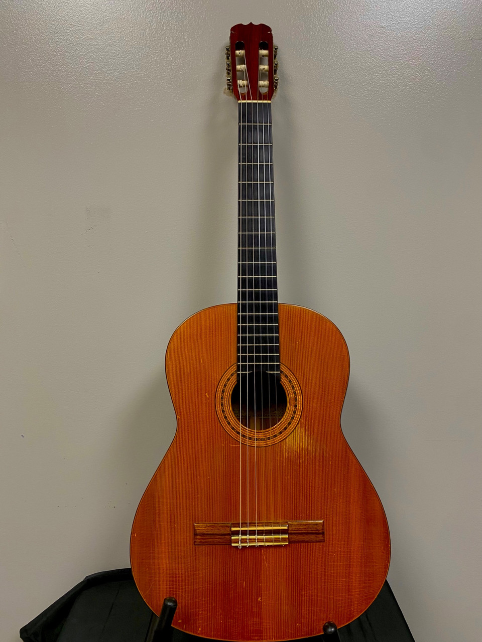 Used Sadao Yairi 1975 MODEL 800 Solid Top Acoustic Guitar Amber