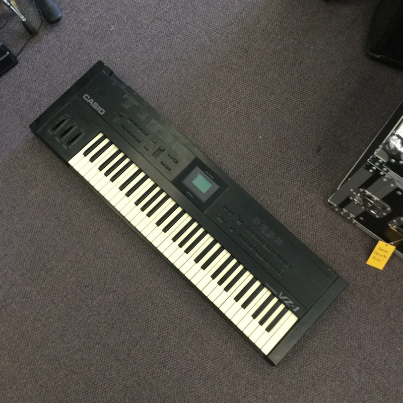 Used Casio VZ-1 Synthesizers 61-Key Synthesizers