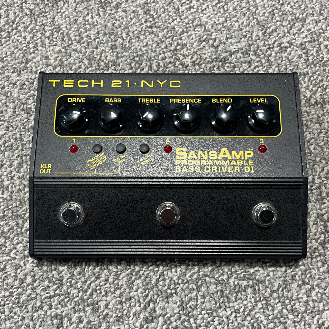 ベース Tech 21 NYC SansAmp Bass D DI サンズアンプ SANSAMP BASS D DI TECH21NYC Tech 21 NYC Sans Amp Bass