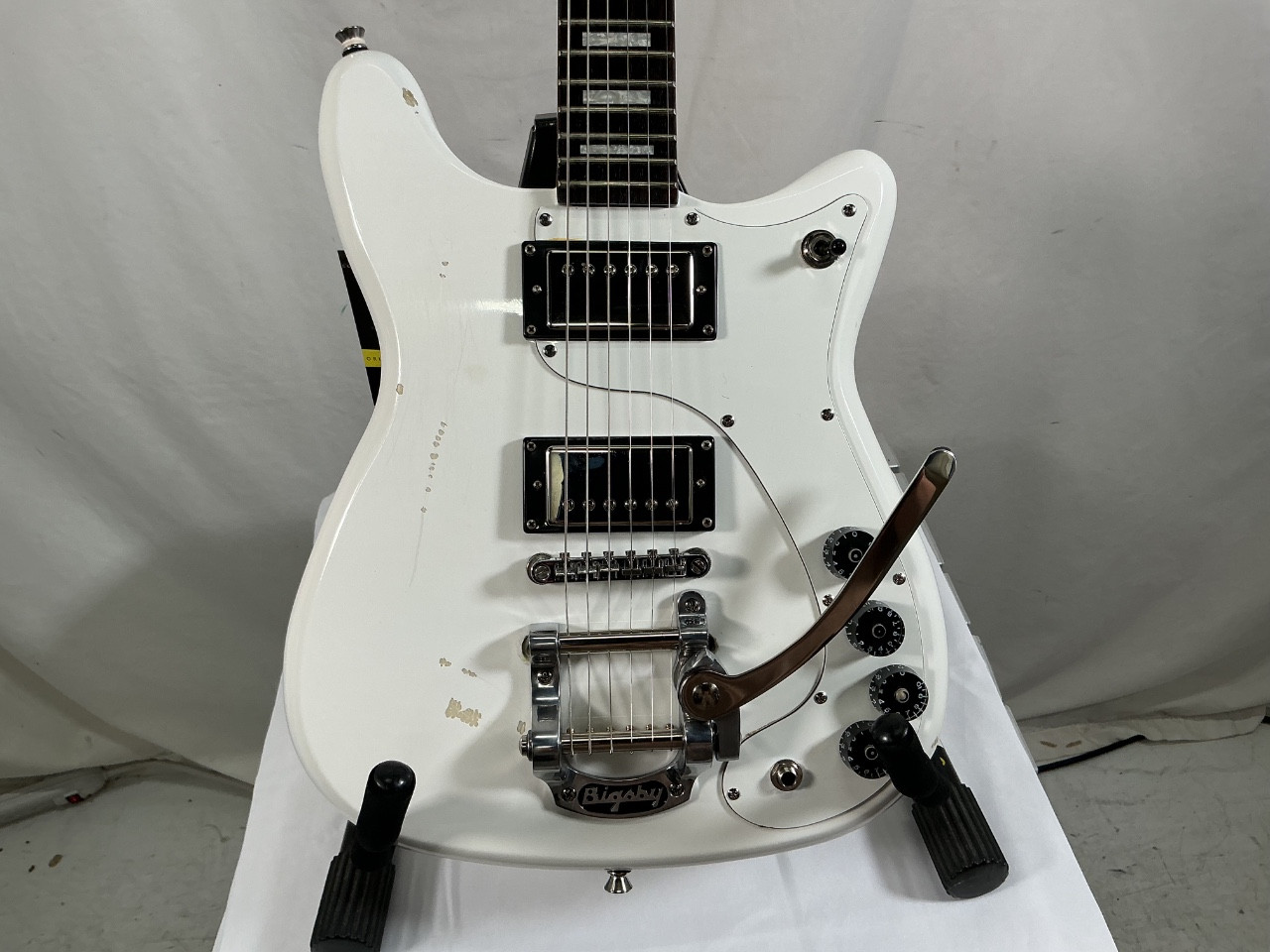 Used Epiphone WILSHIRE Electric Guitar White 6-String