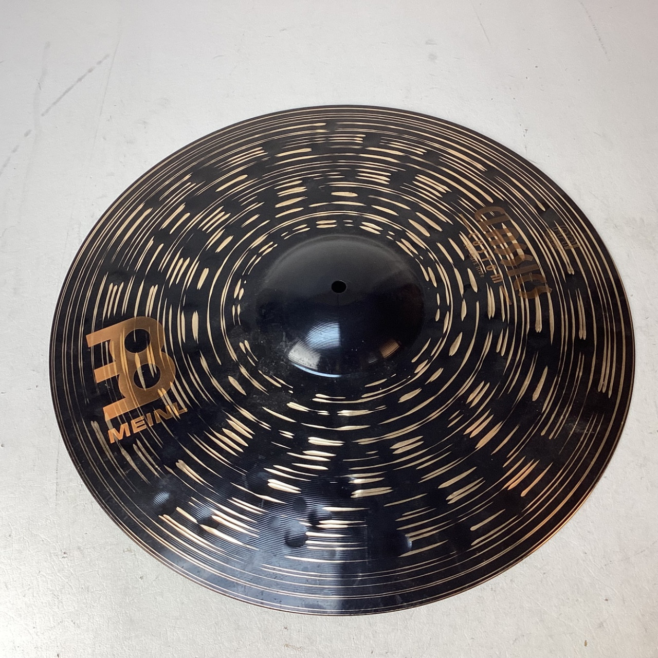 Used Meinl 20IN CLASSIC CUSTOM DARK RIDE Ride Cymbal 20